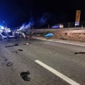 Nufilmuota tragiška avarija Kaune: susidūrus trims automobiliams, vienas užsidegė