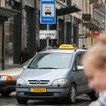 Taksi verslo atstovai: mus keičia automobilio nuoma su vairuotoju