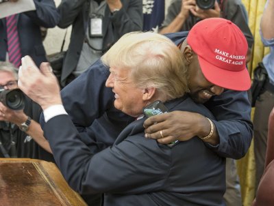 Kanye Westas apsilankė Baltuosiuose rūmuose
