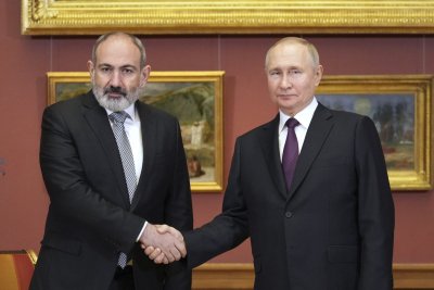 Nikolas Pašinianas, Vladimiras Putinas