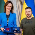 Зеленский вручил спикеру Сейма Литвы государственную награду Украины
