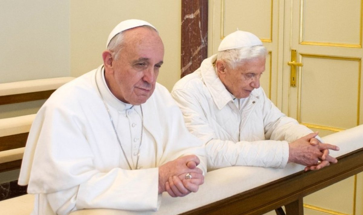 Popiežius Pranciškus ir Benediktas XVI