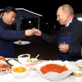 Rusija ir Kinija telkia jėgas: dviejų galiūnų taikinys neramina viso pasaulio ekspertus