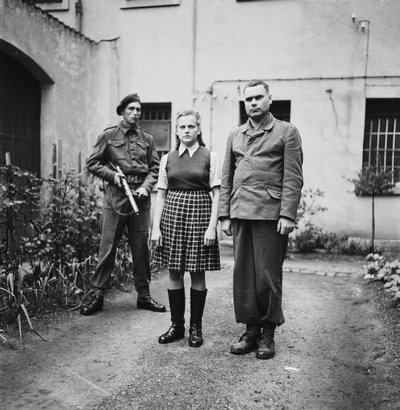 Irma Grese ir buvęs Aušvico komendantas Josef'as Kramer'is