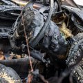 В Летварисе во время пожара повреждены пять автомобилей