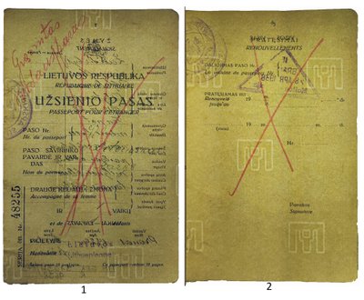 Lietuvos Respublikos užsienio pasas. Alytus, 1936 m. 1 – pirmas paso lapas su vandenženkliu, kuriame pavaizduoti Gediminaičių stulpai. 2 – trečias paso lapas su vandenženkliais. TIM raštijos rinkinys. Deinarovičiaus nuotr.