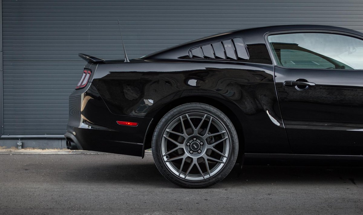 "Ford Mustang Shelby GT500", parduodamas Lietuvoje. Autoplius.lt nuotr.