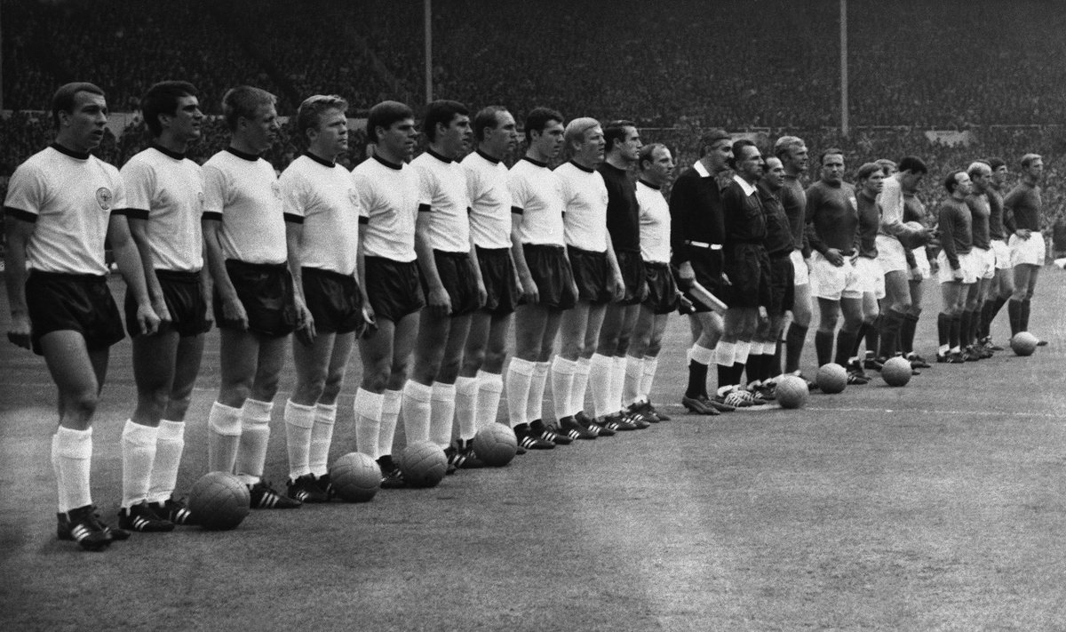 Vokietijos ir Anglijos futbolo rinktinės 1966 metų pasaulio čempionate
