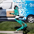 „Ford“ atsakas pristatymų rinkai: siuntinius gabenantys begalviai robotai