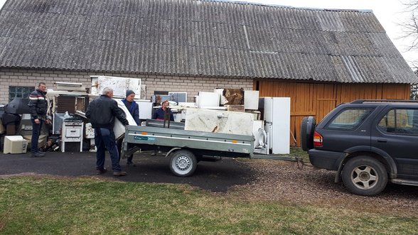 Lietuvos gyventojai surinko įspūdingą kiekį elektronikos atliekų: seną šaldytuvą vežė net 100 kilometrų