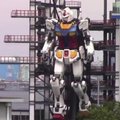 Japonijoje atgijo milžiniškas 18 metrų aukščio „Gundam“ robotas