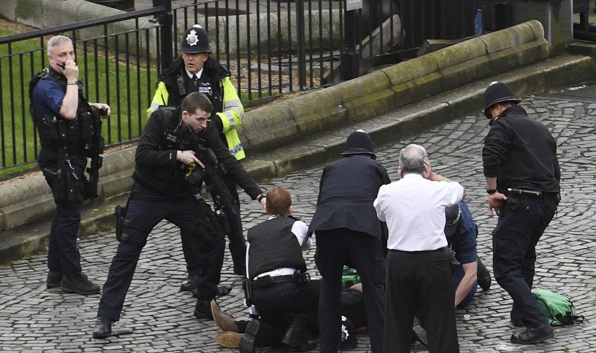 Incidentas prie Jungtinės Karalystės parlamento rūmų