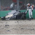 Australijoje įvykusios avarijos metu įskilo F. Alonso automobilio sėdynė