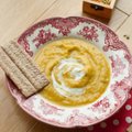 Sveika sriuba su lęšiais ir moliūgu, kurios skonį pakeičia slaptas ingredientas