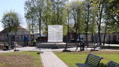 Atvykę aplankyti vieno išskirtiniausių fontanų Lietuvoje lieka nusivylę: Butrimonių traukos objektas neveikia