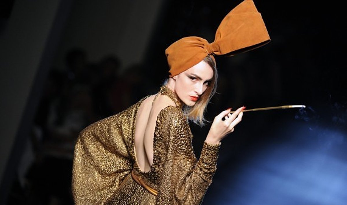 Jean Paul Gaultier. Haute Couture kolekcija 2010-2011 m. rudeniui-žiemai. 