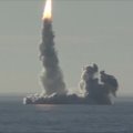 Iš Rusijos povandeninio laivo per bandymą paleistos keturios raketos
