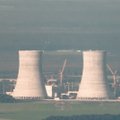Astravo atominėje elektrinėje užfiksuoti garai iš vieno kaminų
