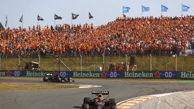 Dinamiškose Nyderlandų lenktynėse triumfavo publikos numylėtinis Verstappenas