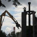 В Клайпеде начались работы по демонтажу советского монумента