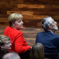 Angelai Merkel – vis rimtesni raginimai: taip teisintis nebegalima