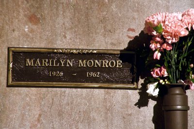 Marilyn Monroe urnos vieta kolumbariume
