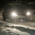 Kelių direkcija įspėja: dėl sniego ir pustymo sudėtingos eismo sąlygos išlieka visoje šalyje
