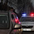 Kodėl policijos automobiliai naudoja mėlynas ir raudonas šviesas