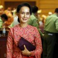 Mianmaro parlamente darbą pradeda demokratijos šauklės Aung San Suu Kyi partija