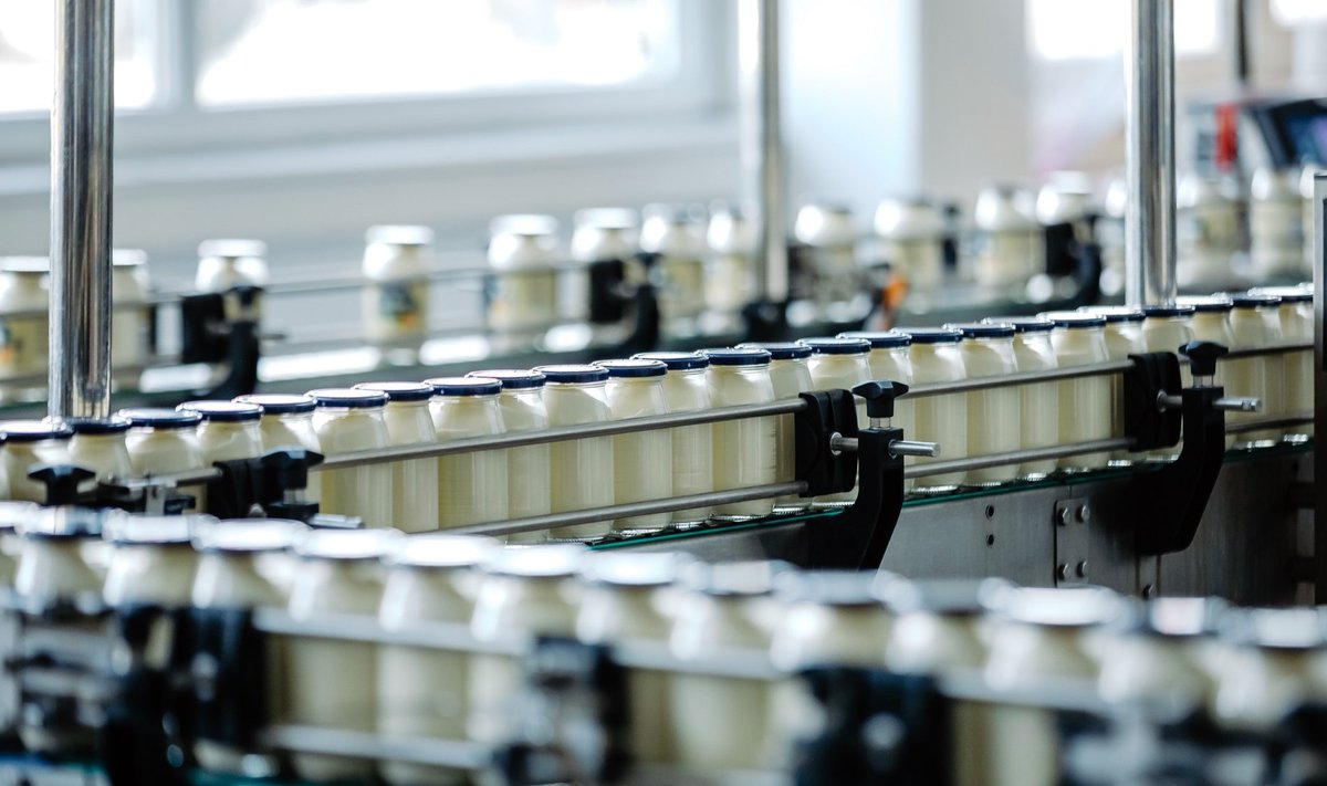 Seniausia ir viena didžiausių majonezus, padažus bei konservuotus produktus gaminanti įmonė Baltijos šalyse Kėdainių konservų fabrikas rinkai pristato daugiau kaip 400 skirtingų produktų. Įmonė didelį dėmesį skiria ir tvaresnėms pakuotėms.