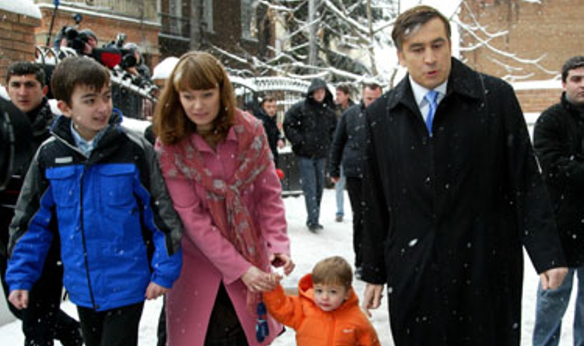 Michailas Saakašvilis su šeima