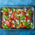 „Grill“ daržovių salotos su feta – keptos ir traškios