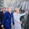 H.Clinton prie Sausio 13-osios memorialo pagerbė laisvės kovotojų atminimą
