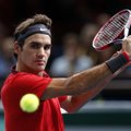N. Djokovičius ir R. Federeris Paryžiuje iškopė į ketvirtfinalį