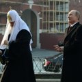 Maskvai ištikima Ukrainos Ortodoksų Bažnyčios atšaka skelbia nutraukianti ryšius su Rusija