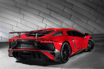 "Lamborghini Aventador LP750-4 Superveloce"