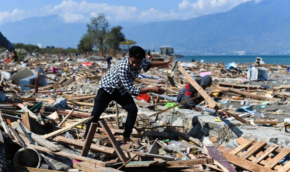 Griuvėsiai Sulavesio saloje po žemės drebėjimo ir cunamio