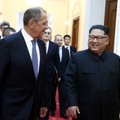 Лавров впервые встретился с Ким Чен Ыном. И пригласил его в Россию