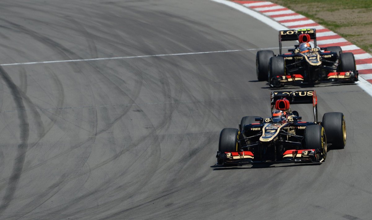 Kimi Raikkonenas ir Romainas Grosjeanas 