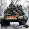 NATO: pastarosiomis savaitėmis Rusija į Ukrainą pasiuntė šimtus vienetų technikos