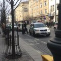 Vilniaus centre policija ir apsaugininkai tramdė įkaušusią kompaniją: grasino „papjaustyti“