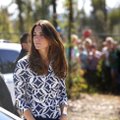 Kate Middleton patenkino aikštingą karalienės norą