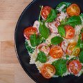 Makaronų salotos su konservuotu tunu – neatsivalgomos