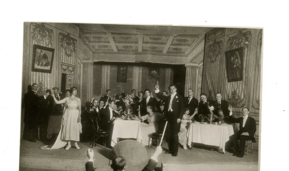 Pirmoji "Traviata", 1920 m.