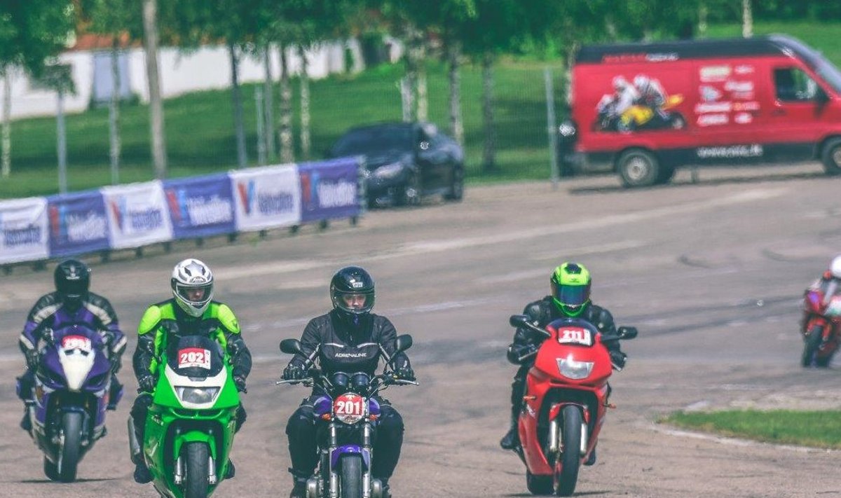 Į „Nemuno žiedą” grįžta nemokami mokymai motociklininkams