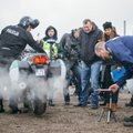 Akumuliatorių dieną – motociklininkų eksperimentai