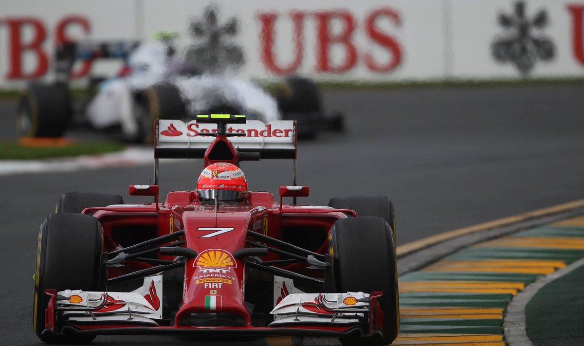 Kimi Raikkonenas su "Ferrari F14-T" automobiliu