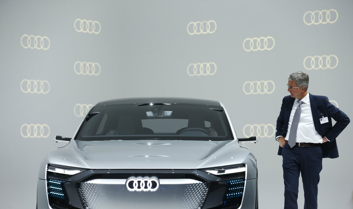 "Audi" valdybos pirmininkas Rupertas Stadleris Frankfurto parodoje