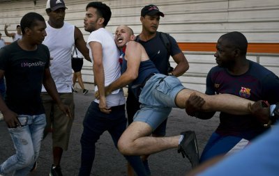 LGBT eitynės Havanoje