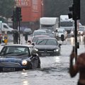 Po galingų potvynių Europoje perspėja, kaip atpažinti, ar bandote nusipirkti ne skendusį automobilį